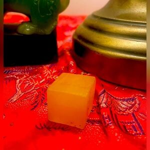 Yellow topaz 92. Ct translucent